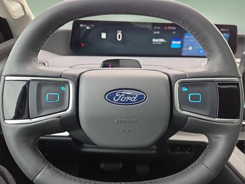 Certified 2025 Ford Expedition Max Active AWD/4WD image 24