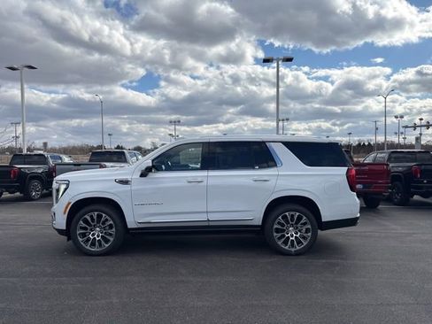 New 2026 GMC Yukon Denali w/ Sun & Power Step Package AWD/4WD image 7