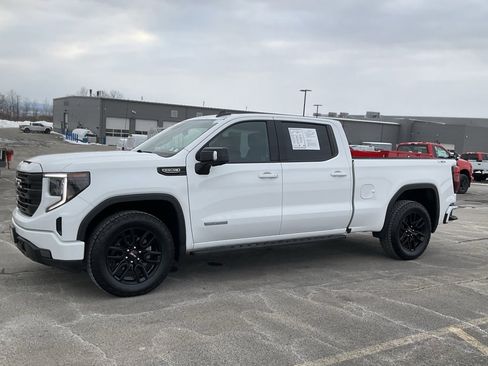Used 2023 GMC Sierra 1500 Elevation image 29