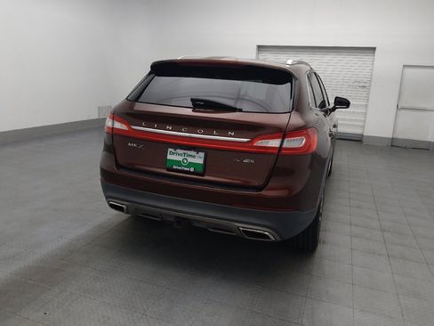 Used 2016 Lincoln MKX Reserve w/ Luxury Package AWD/4WD image 7