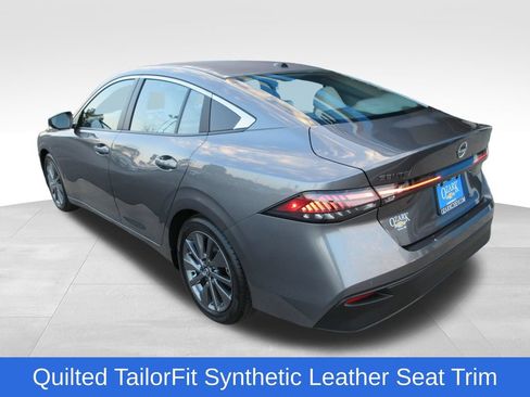 Used 2026 Nissan Sentra SL w/ Floor Mat Package FWD image 3