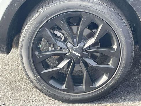 Used 2023 Kia Sorento SX image 13