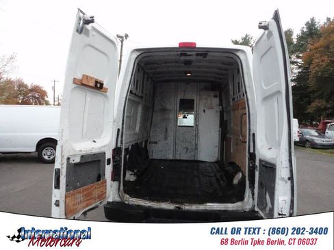 Used 2018 Nissan NV 2500 S RWD image 6