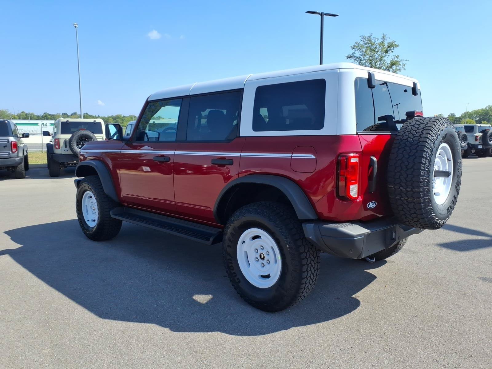 New 2026 Ford Bronco Heritage Edition AWD/4WD image 5