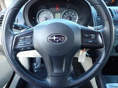 Used 2013 Subaru Crosstrek 2.0i Premium AWD/4WD image 12