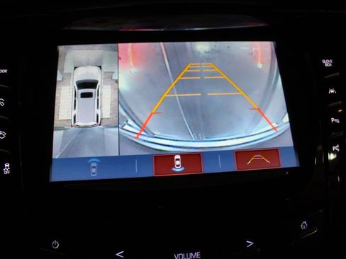 Used 2017 Cadillac Escalade Luxury image 19