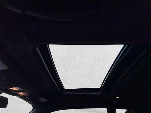 Used 2023 Dodge Challenger R/T w/ Plus Package image 23