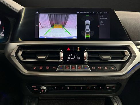 Used 2021 BMW 430i xDrive Coupe w/ M Sport Package image 29