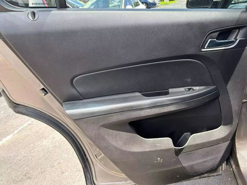 Used 2012 Chevrolet Equinox LT image 32