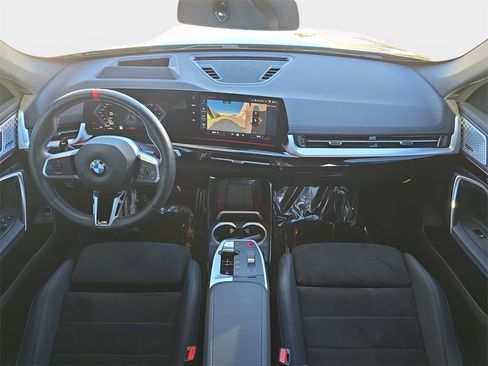 Used 2024 BMW X1 M35i w/ Premium Package image 10