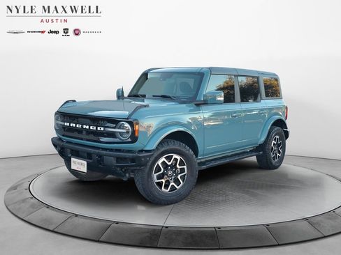 Used 2022 Ford Bronco Outer Banks image 1