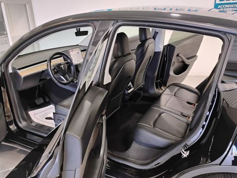 Used 2021 Tesla Model Y 2WD image 6