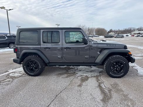 Used 2021 Jeep Wrangler Unlimited Sport image 2