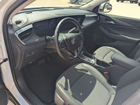Used 2025 Buick Encore GX Preferred FWD image 10