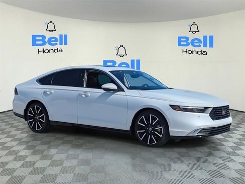 New 2025 Honda Accord Touring image 4