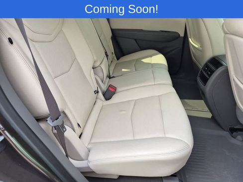 Used 2020 Cadillac XT5 Premium Luxury w/ LPO, Floor Liner Package FWD image 21