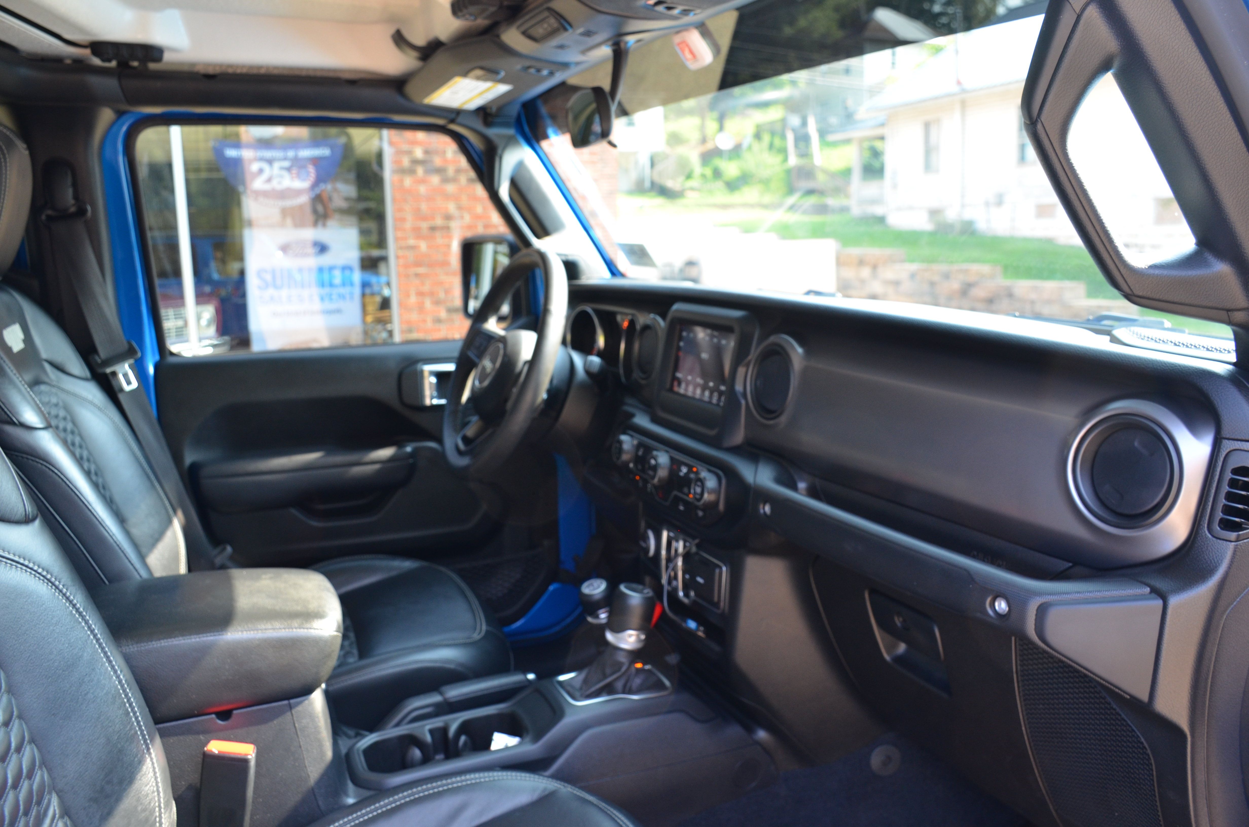 Used 2023 Jeep Gladiator Sport AWD/4WD image 34