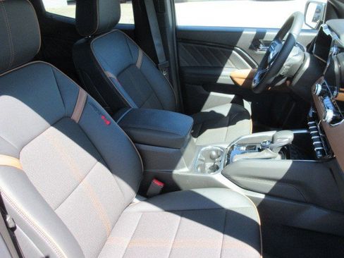 New 2025 GMC Canyon AT4 image 13