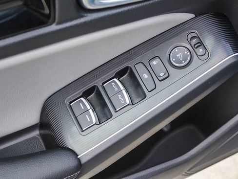 Used 2025 Honda Civic Sport Touring image 27