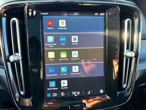 Used 2023 Volvo C40 P8 Recharge Plus w/ Climate Package image 20