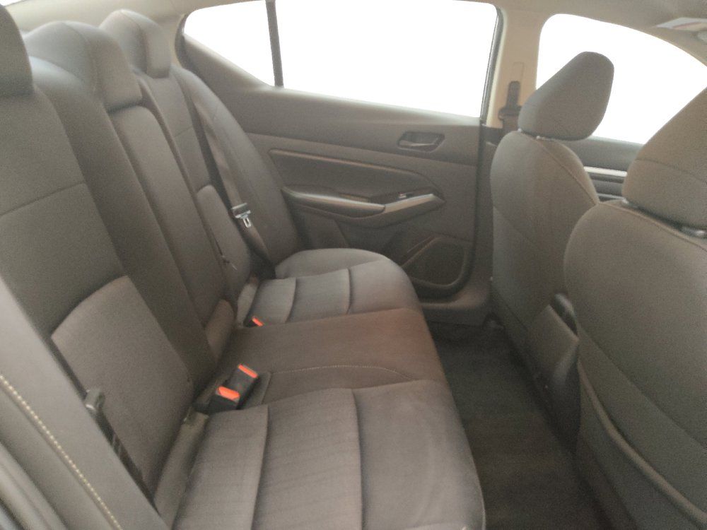 Used 2023 Nissan Altima 2.5 SV FWD image 19