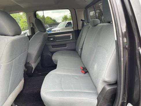 Used 2018 RAM 2500 SLT image 22