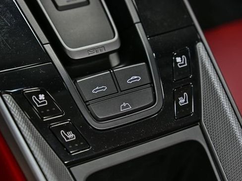 Used 2023 Porsche 911 Carrera image 46