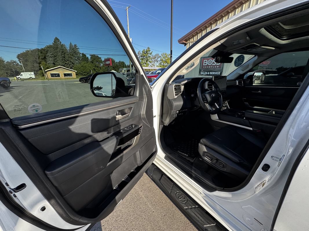 Used 2022 Toyota Tundra Limited AWD/4WD image 10
