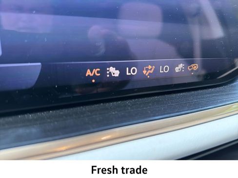 Used 2024 Buick Envision Avenir image 19