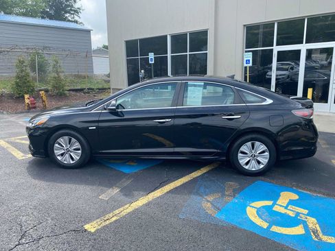 Used 2019 Hyundai Sonata SE FWD image 13