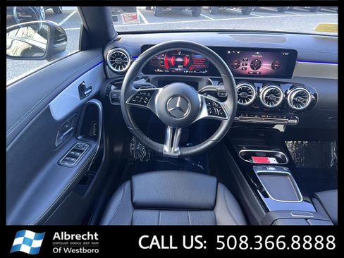 Used 2025 Mercedes-Benz CLA 250 4MATIC image 24
