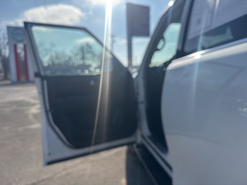 Used 2023 INFINITI QX80 Premium Select w/ Cargo Package image 18