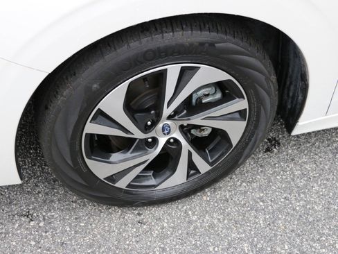 Used 2022 Subaru Legacy Premium image 14