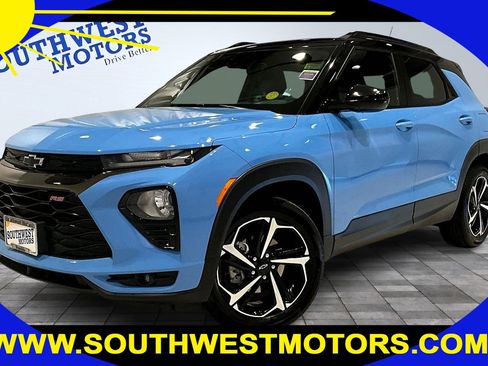Used 2023 Chevrolet TrailBlazer RS w/ Sun and Liftgate Package image 1
