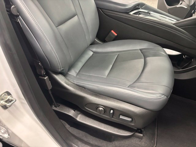 Used 2024 Buick Enclave Essence w/ Sport Touring Edition AWD/4WD image 45