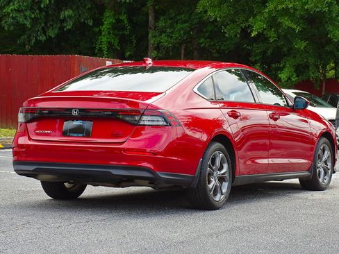 Used 2024 Honda Accord EX image 14