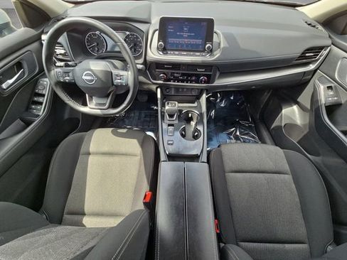 Used 2025 Nissan Rogue SV FWD image 20