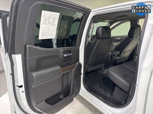 Used 2019 Chevrolet Silverado 1500 RST image 24