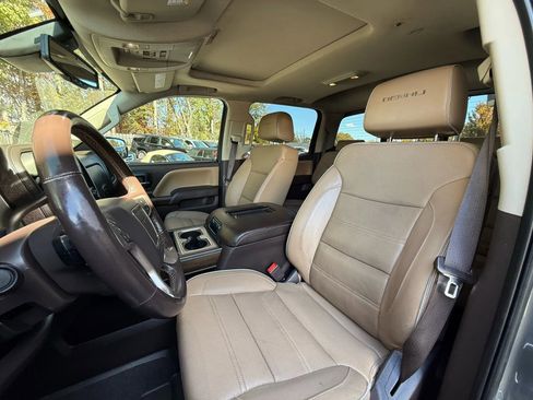 Used 2018 GMC Sierra 2500 Denali w/ Suspension Package, Off-Road image 13