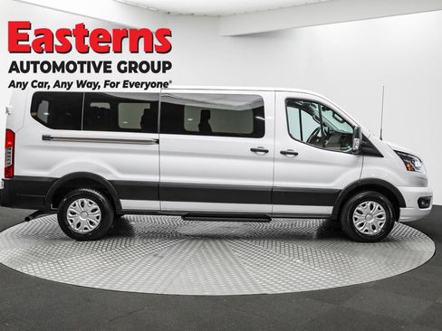 Used 2023 Ford Transit 350 XLT image 4