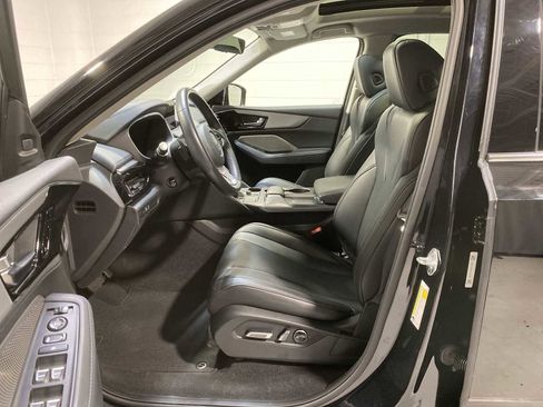 Used 2023 Acura MDX SH-AWD image 2