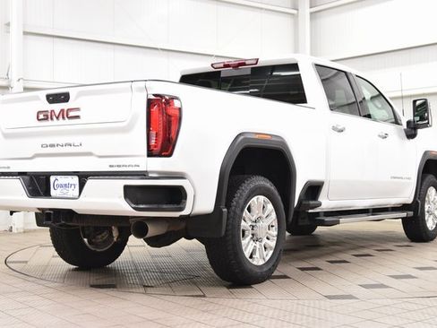 Used 2022 GMC Sierra 3500 Denali w/ Denali Ultimate Package image 8