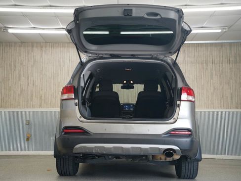 Used 2016 Kia Sorento EX AWD/4WD image 41