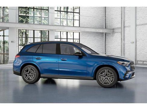 New 2025 Mercedes-Benz GLC 300 4MATIC image 14