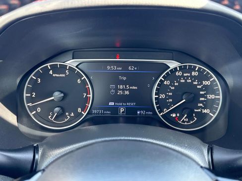 Used 2024 Nissan Altima 2.5 SR FWD image 29