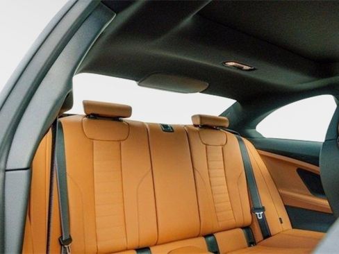 Used 2024 BMW M2 w/ Lighting Package image 10