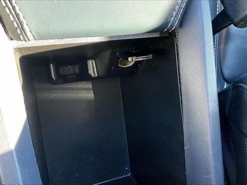 Used 2021 Ford Mustang Mach-E Select image 32