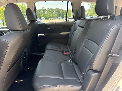 Used 2022 Honda Pilot Special Edition image 32