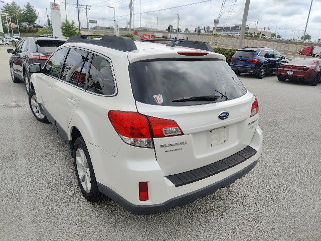 Used 2014 Subaru Outback 2.5i Premium AWD/4WD image 17