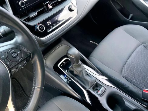 Used 2021 Toyota Corolla SE image 15